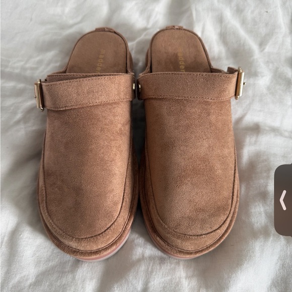 Steve Madden Shoes - Steve Madden Brown Suede Flats